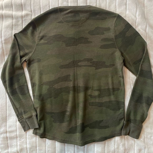 Lucky Brand Camo Thermal - Picture 3 of 3